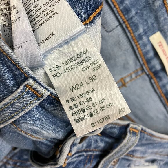 Levi's Women's Size 24X30 Blue 721 High Rise Skinny Jeans High Beams - Picture 6 of 16